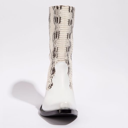 COWBOY BOOT